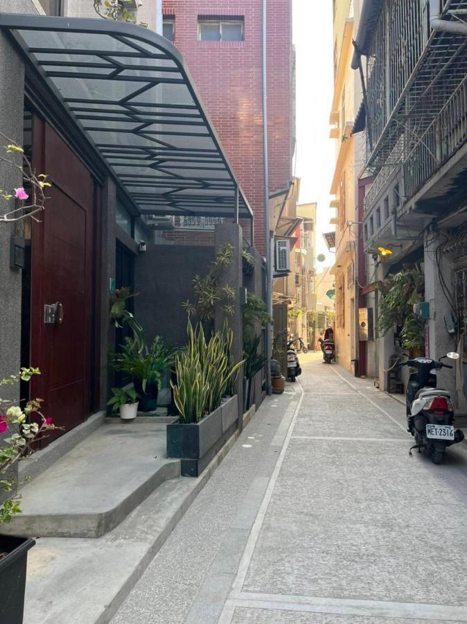 Fu'S House 52 Hotell Tainan Exteriör bild